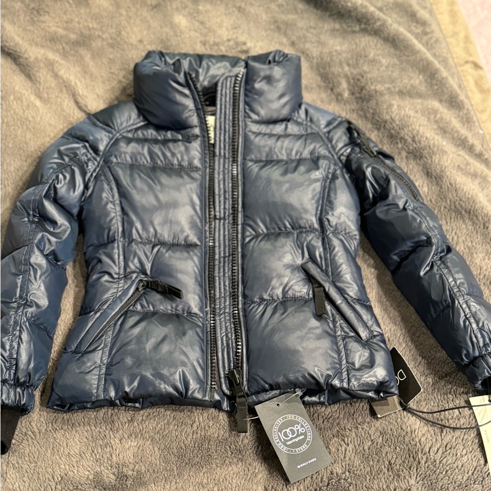 GIRLS down FREESTYLE SAM size 4.Color- midnight.